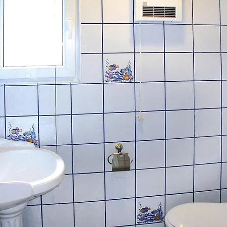 Holiday home Twin At Black Lake, *